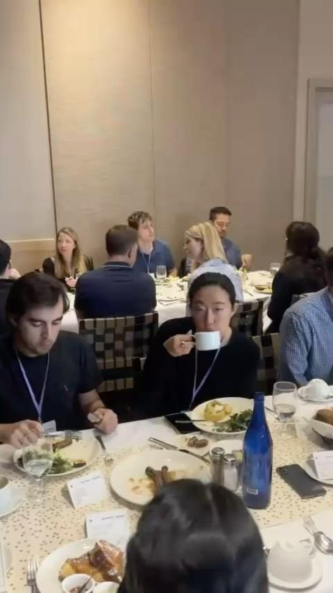 ā Nothing says a productive morning like connecting over a warm breakfast at Sarabethās on Park Avenue South, the iconic spot helmed by James Beard Foundationās āOutstanding Pastry Chef of the Year.ā Sarabethās was the perfect setting for our Private Founder Breakfast event last week, a morning filled with inspiring connections and innovation. š
š Highlights included:
- An inspiring AMA Session with Anish Malhotra, founder of Plotify ($19M+ raised)ā attendees left with valuable insights on scaling, fundraising, and startup life
- A delicious, hearty breakfast with smoked salmon eggs benedict, garden scramble, fat& fluffy French toast,š³ š„ ā the perfect fuel for meaningful conversations and new connections
- Exclusive conversations and connections in a private setting, fostering curated connections and sparking insightful discussions around the table
⨠Weāre grateful to our cohosts: Greg Volkmar from Gunderson Dettmer ā the top law firm dedicated to the innovation economy, and DJ Bucciarelli from Justworks ā for supporting small businesses in confidently managing their teams. Thank you for helping make this event a success!
To all the hand-selected venture-backed founders who joined us, thank you for bringing your curiosity and energy. Weāre looking forward to more meaningful gatherings like this! š